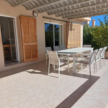 Casa La Rana Calafat